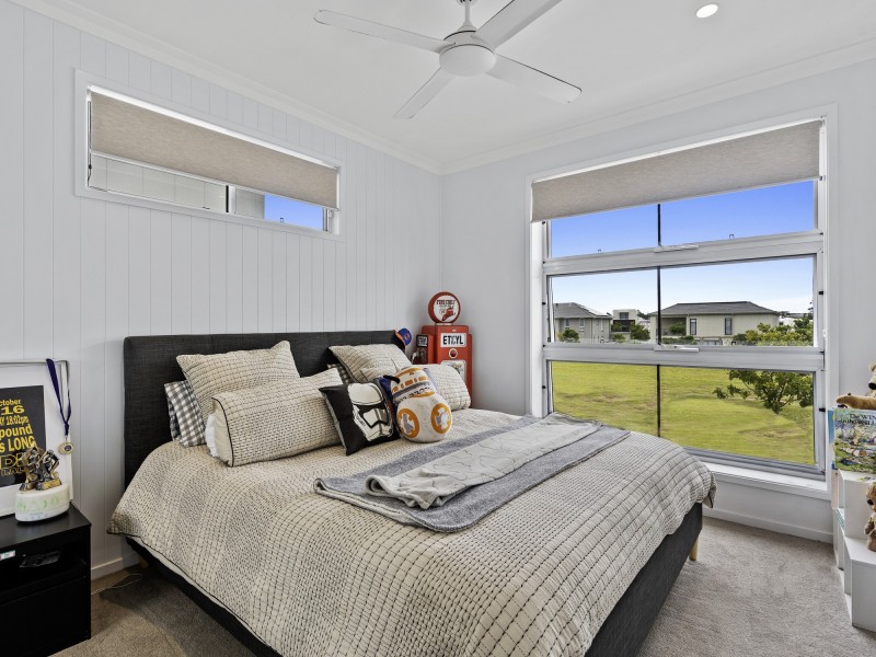 8944 The Point Circuit, Hope Island QLD 4212