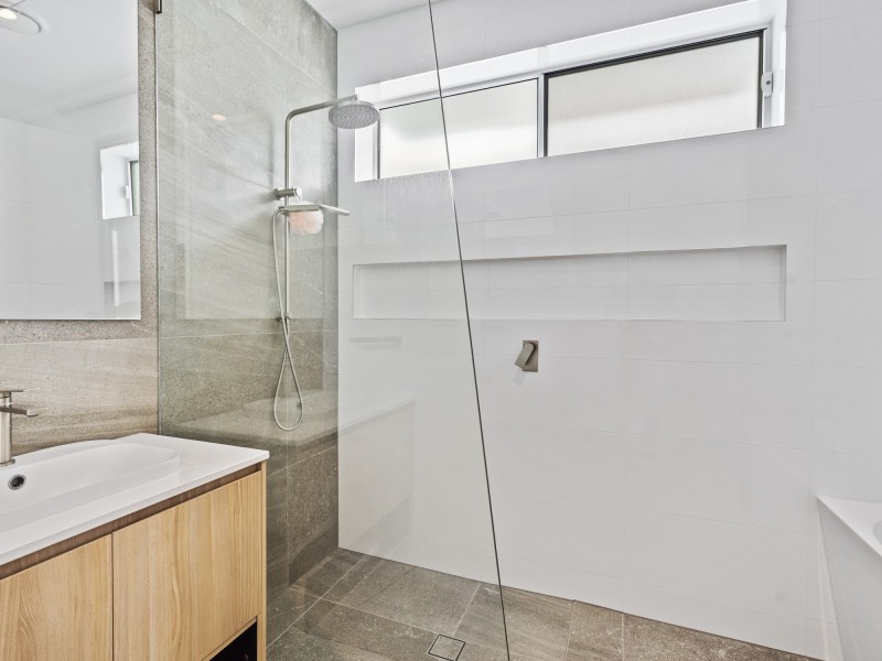 8944 The Point Circuit, Hope Island QLD 4212