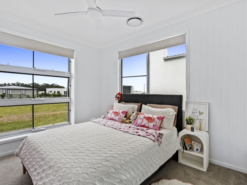 8944 The Point Circuit, Hope Island QLD 4212