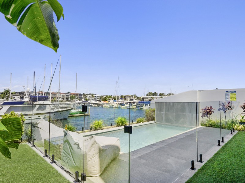 8944 The Point Circuit, Hope Island QLD 4212