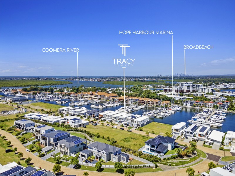 8944 The Point Circuit, Hope Island QLD 4212