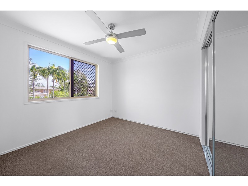 7/4 Lowood Court, Varsity Lakes QLD 4227