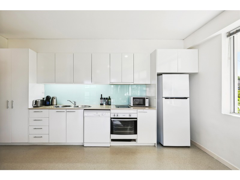 72/98 University Drive, Varsity Lakes QLD 4227