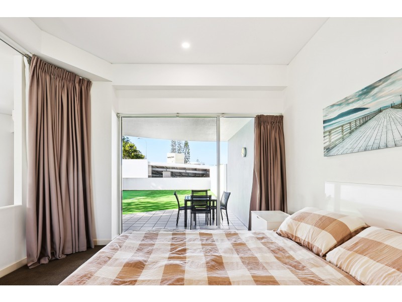 72/98 University Drive, Varsity Lakes QLD 4227