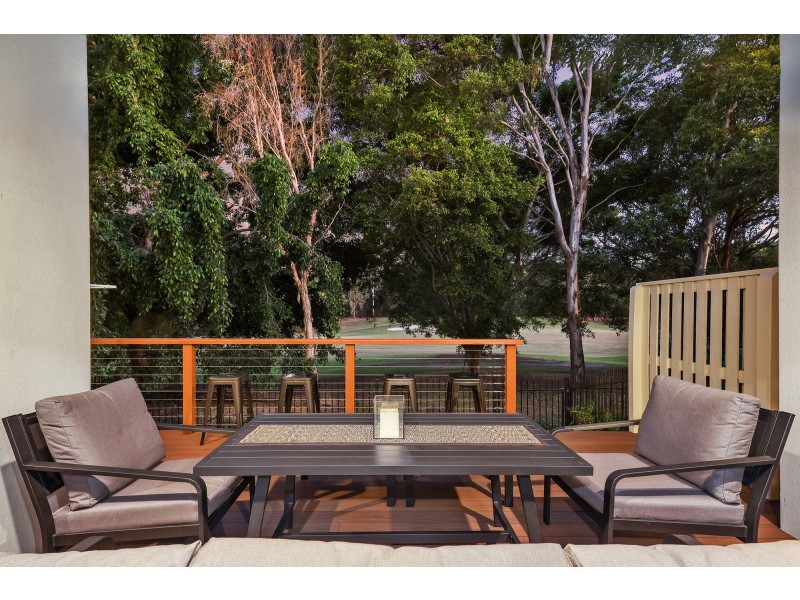 170 North Hill Drive, Robina QLD 4226