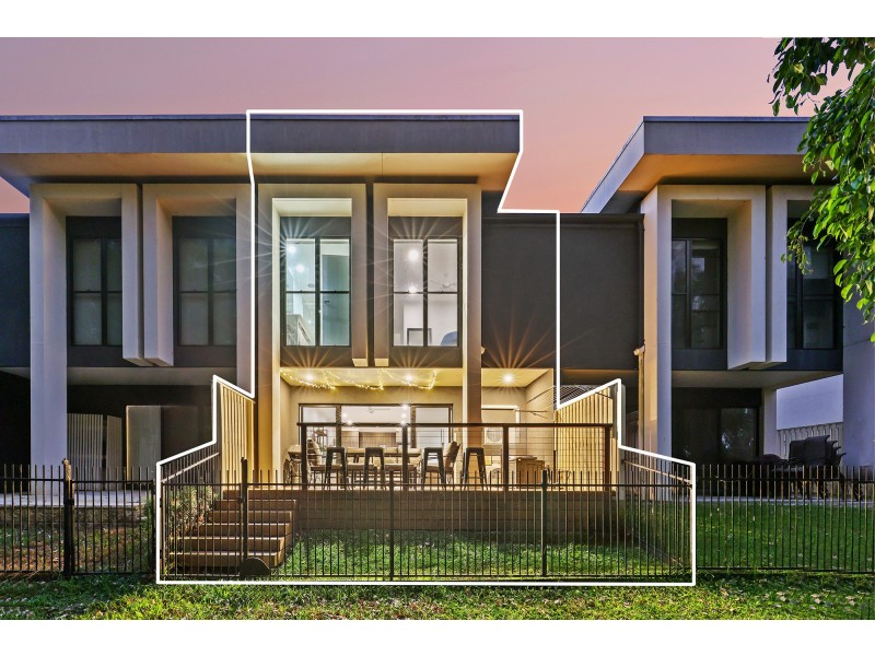 170 North Hill Drive, Robina QLD 4226