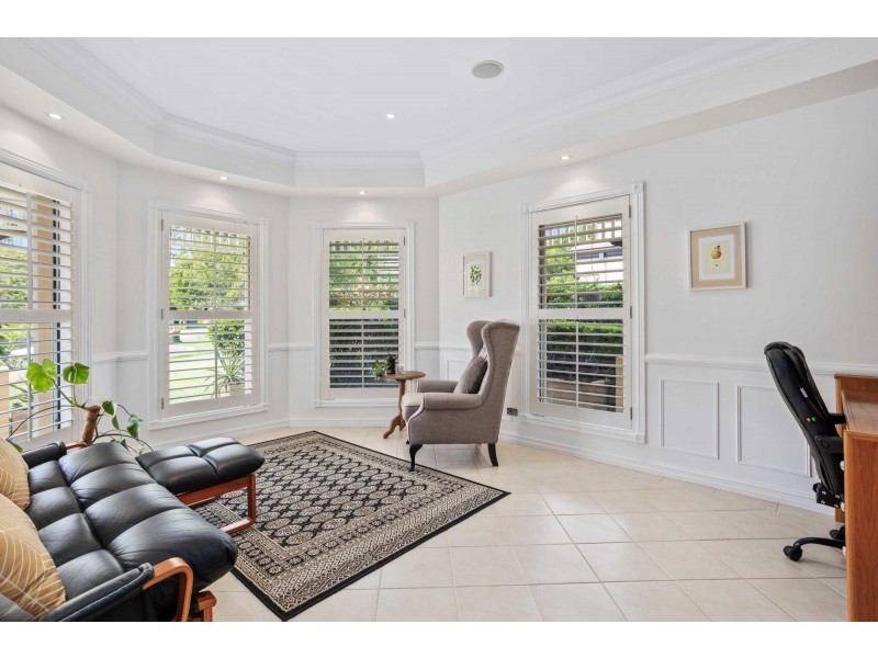 11 Miling Court, Robina QLD 4226