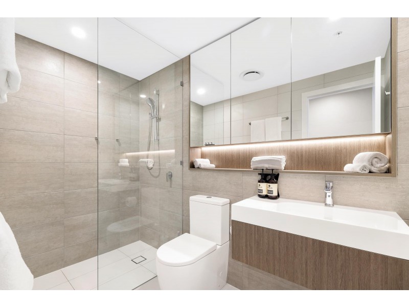 13605/5 The Darling Avenue, Broadbeach QLD 4218