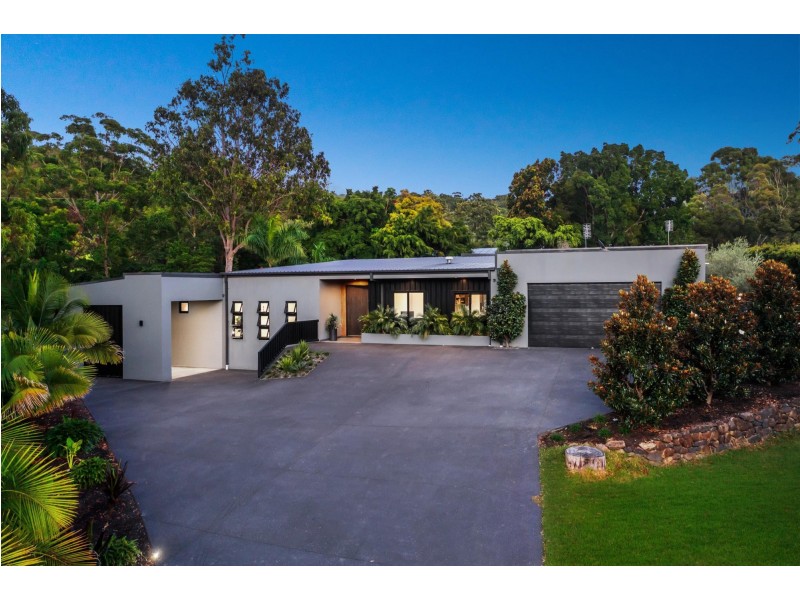 10 Baron Court, Tallai QLD 4213