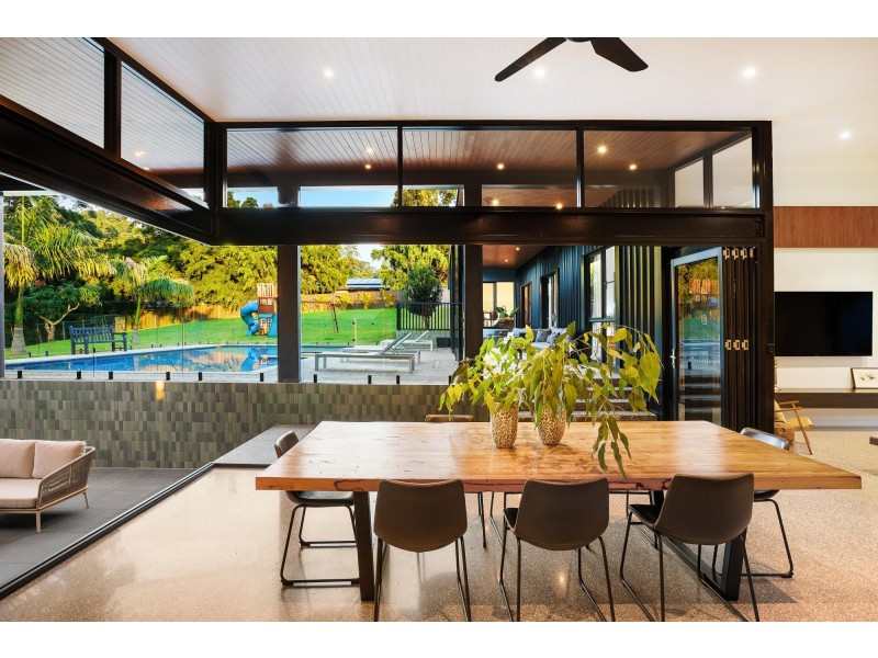 10 Baron Court, Tallai QLD 4213