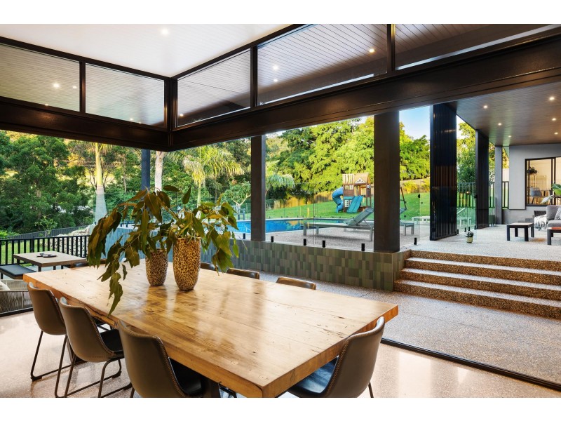 10 Baron Court, Tallai QLD 4213