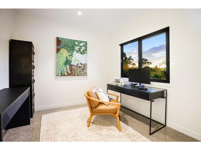 10 Baron Court, Tallai QLD 4213