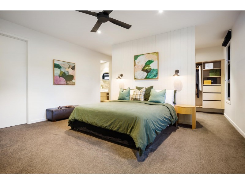 10 Baron Court, Tallai QLD 4213