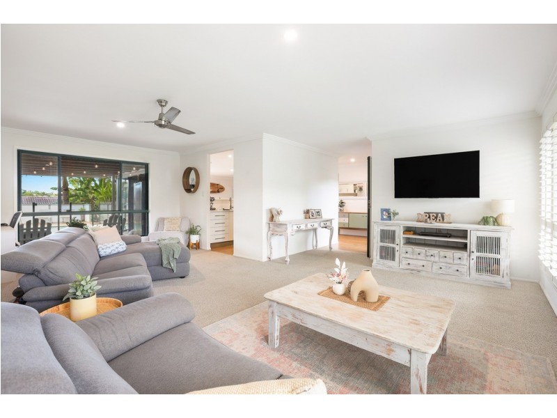 4 Beckington Terrace, Mudgeeraba QLD 4213