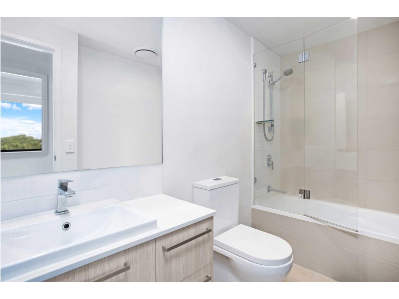 150/1-25 ParnellBoulevard, Robina QLD 4226