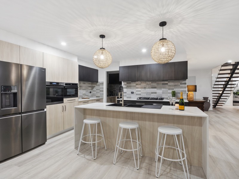 18 Bluebird Lane, Reedy Creek QLD 4227