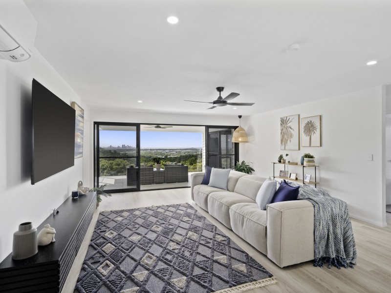 18 Bluebird Lane, Reedy Creek QLD 4227