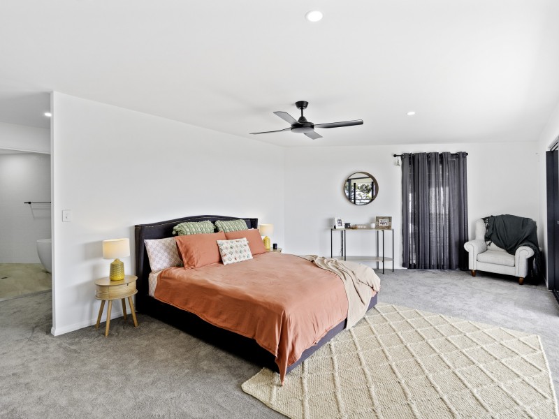 18 Bluebird Lane, Reedy Creek QLD 4227