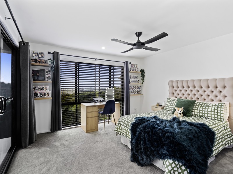 18 Bluebird Lane, Reedy Creek QLD 4227