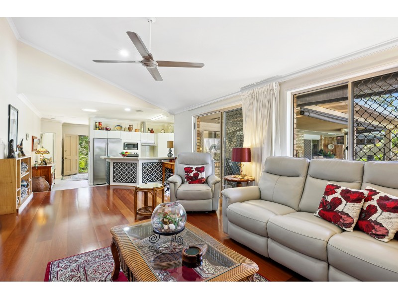 14 Kensington Street, Robina QLD 4226