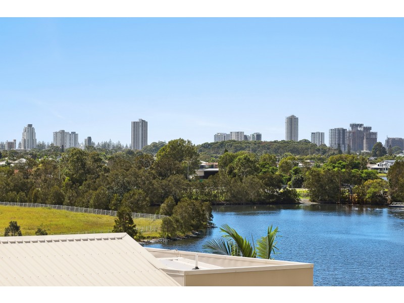 115/251 Varsity Parade, Varsity Lakes QLD 4227