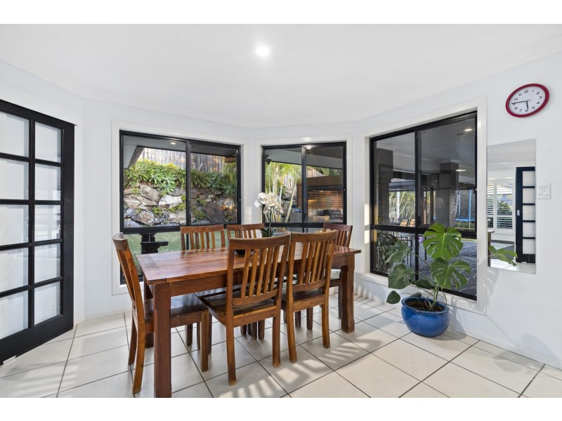 18 Huxley Court, Pacific Pines QLD 4211