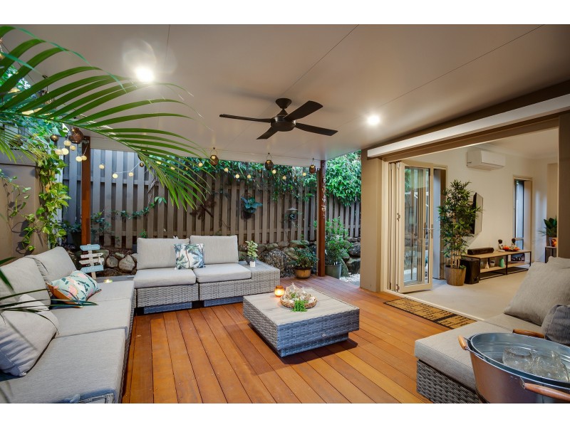1/3 Winton Terrace, Varsity Lakes QLD 4227