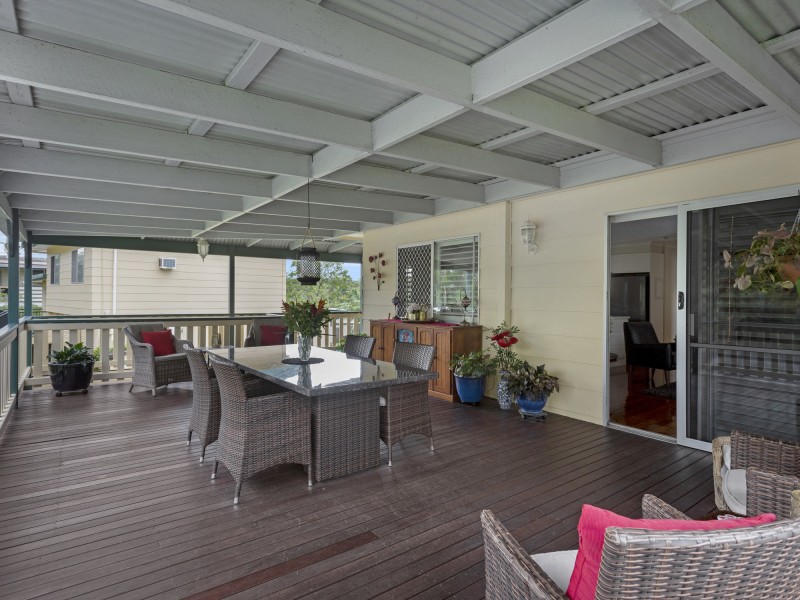 53 Baratta Street, Southport QLD 4215