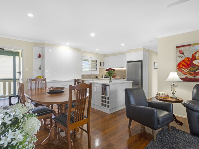 53 Baratta Street, Southport QLD 4215