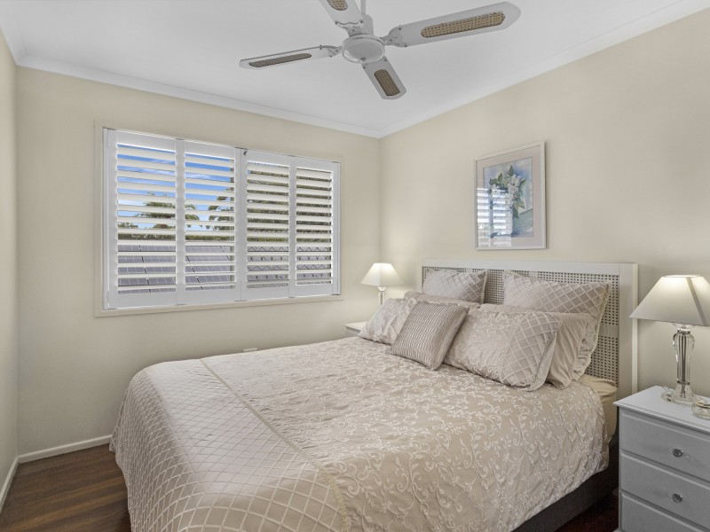 53 Baratta Street, Southport QLD 4215