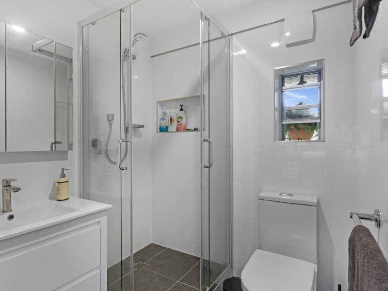 53 Baratta Street, Southport QLD 4215