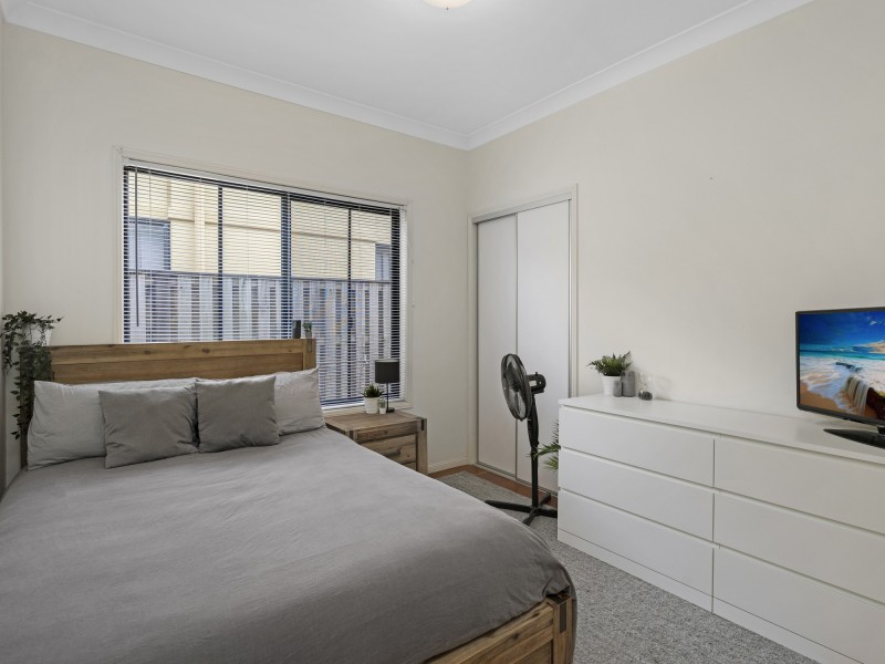 12 Mindelo Drive, Varsity Lakes QLD 4227