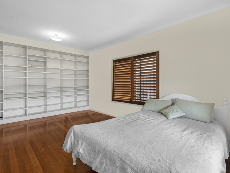 12 Mindelo Drive, Varsity Lakes QLD 4227