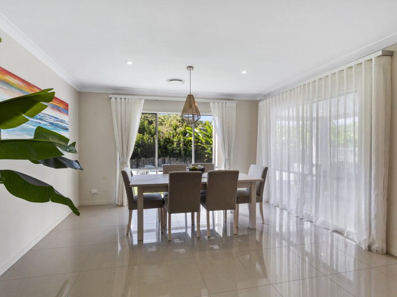 10 Greenview Place, Reedy Creek QLD 4227