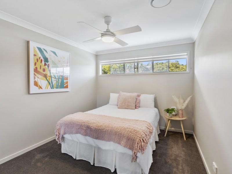 10 Greenview Place, Reedy Creek QLD 4227