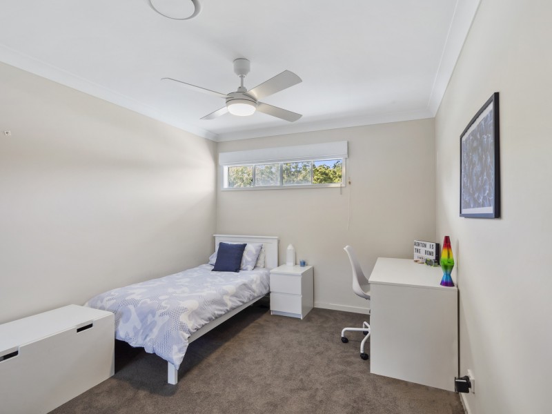 10 Greenview Place, Reedy Creek QLD 4227