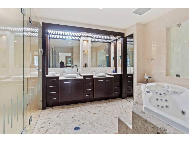 174/251 Varsity Parade, Varsity Lakes QLD 4227