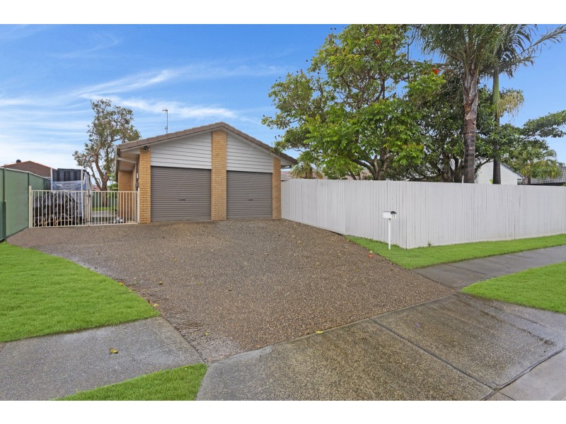 11 Tattler Way, Burleigh Waters QLD 4220