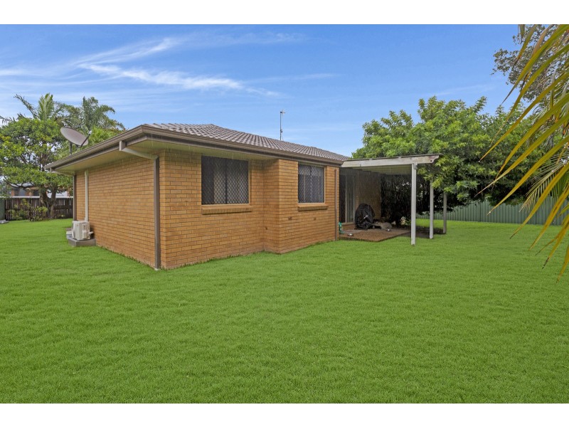 11 Tattler Way, Burleigh Waters QLD 4220