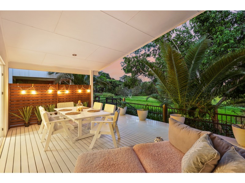 92 Verona Circuit, Burleigh Waters QLD 4220