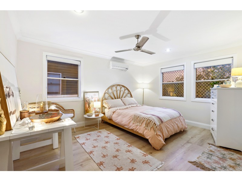 92 Verona Circuit, Burleigh Waters QLD 4220