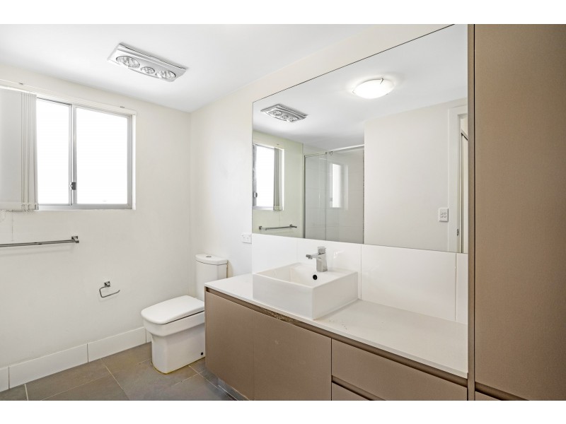 10/14 Rose Street, Southport QLD 4215