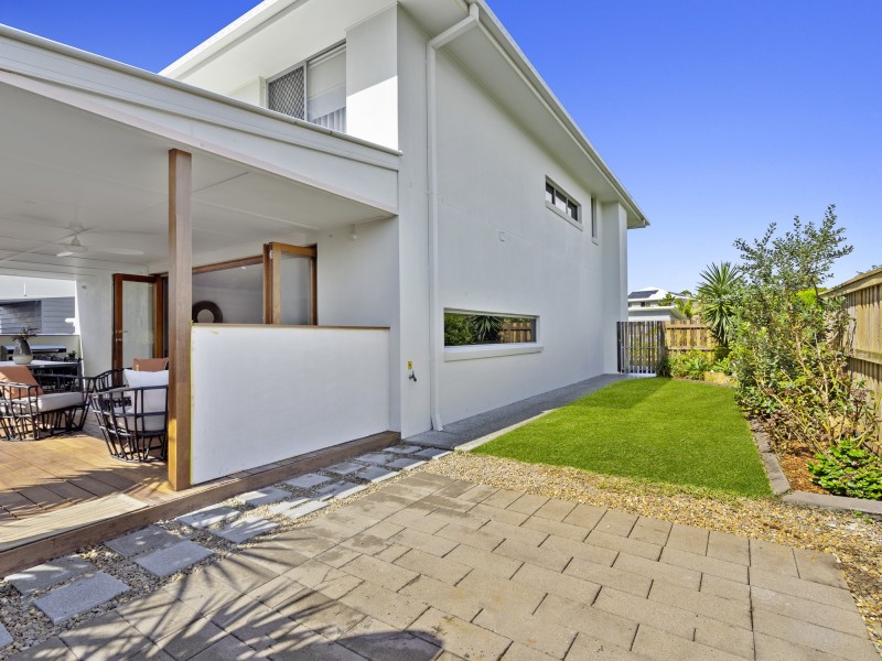 24 Daintree Drive, Coomera QLD 4209