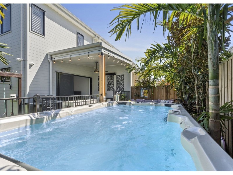 124 North Quay Circuit, Hope Island QLD 4212