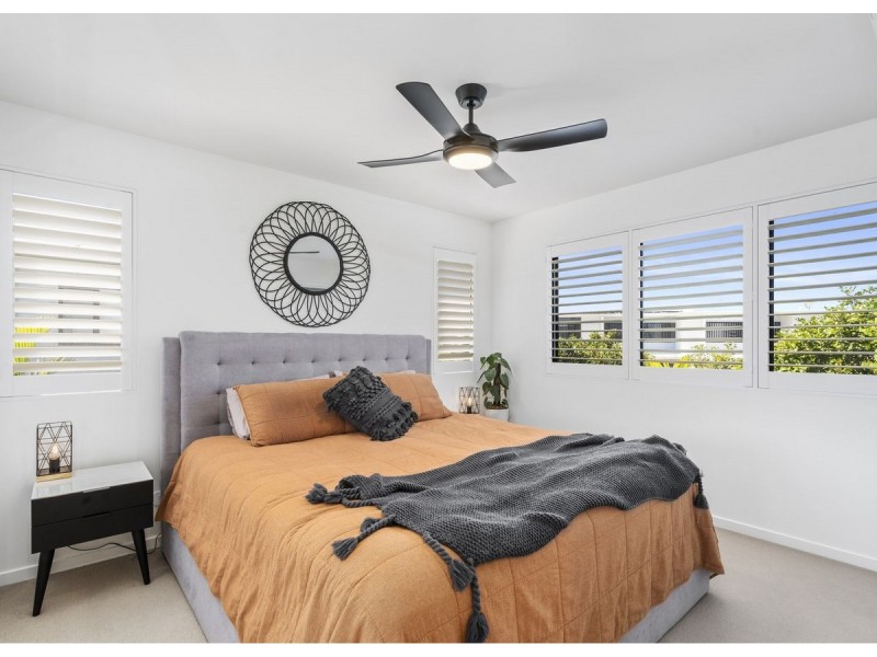 124 North Quay Circuit, Hope Island QLD 4212