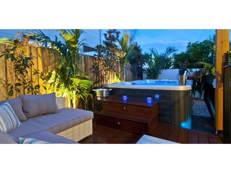 124 North Quay Circuit, Hope Island QLD 4212