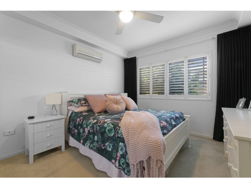3/2312 Gold Coast Highway, Mermaid Beach QLD 4218
