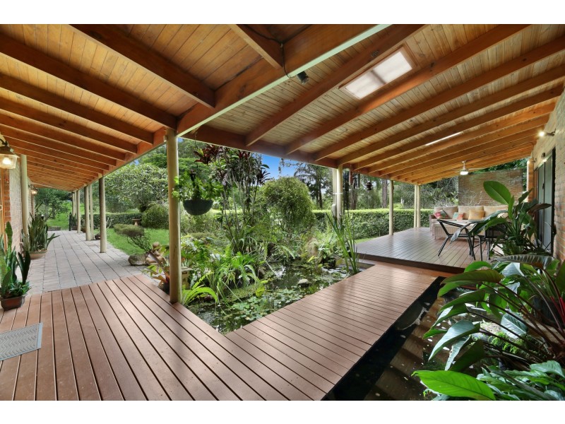 15 Thredbo Drive, Worongary QLD 4213