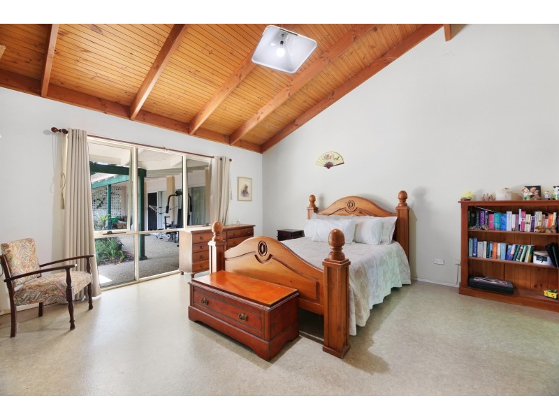 28 Thredbo Drive, Worongary QLD 4213