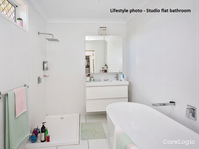 28 Thredbo Drive, Worongary QLD 4213